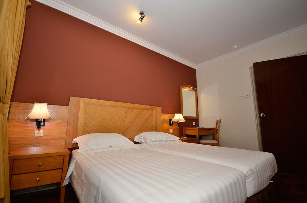 Gold Coast International Resort 4*